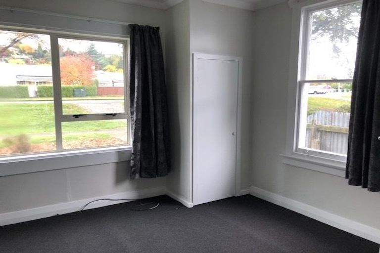 Photo of property in 98 Hokonui Drive, Gore, 9710