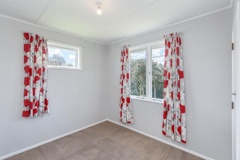 Photo of property in 39 Wavell Crescent, Lansdowne, Masterton, 5810
