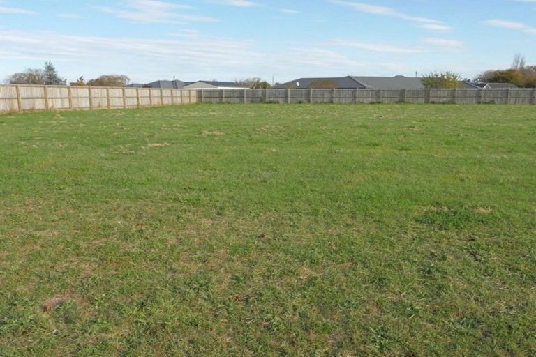 Photo of property in 2 Crawford Close, Amberley, 7410