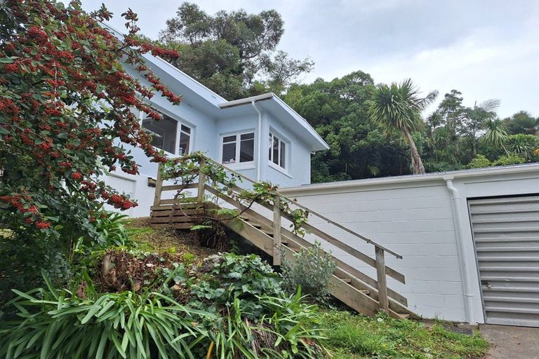 Photo of property in 39 Chaucer Road, Hospital Hill, Napier, 4110