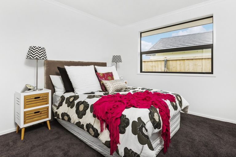 Photo of property in 32 Raithburn Terrace, Pokeno, 2402