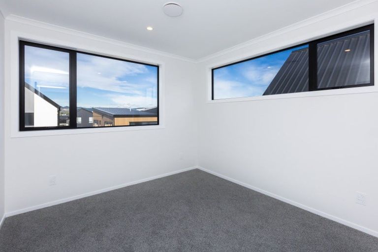 Photo of property in 24 Doug Jensen Street, Wallaceville, Upper Hutt, 5018