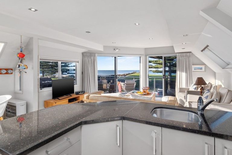 Photo of property in 44a Marine Parade, Mount Maunganui, 3116