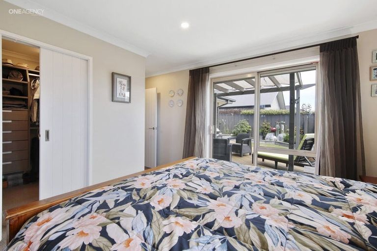 Photo of property in 14 Hakatere Road, Pegasus, 7612