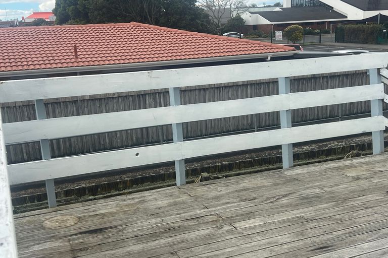 Photo of property in 30a Puhinui Road, Manukau, Auckland, 2104