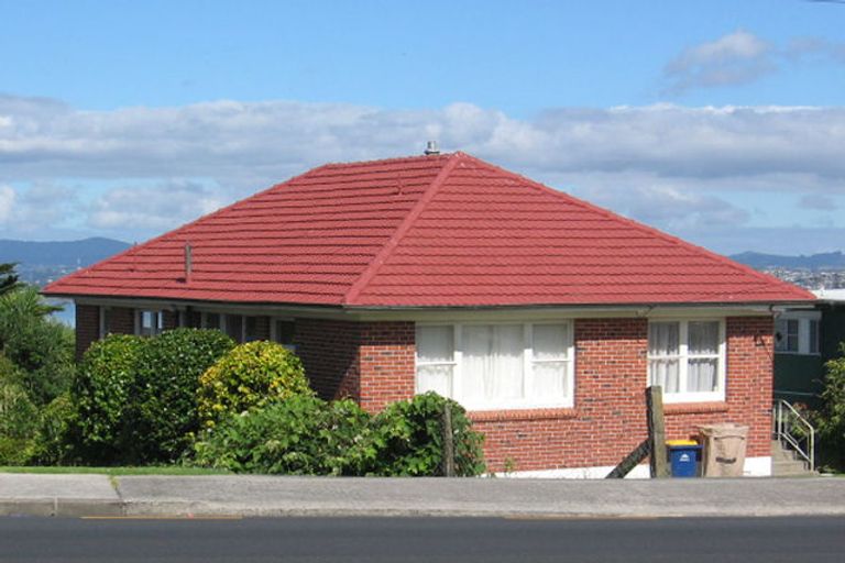 Photo of property in 12 Waipa Street, Birkenhead, Auckland, 0626