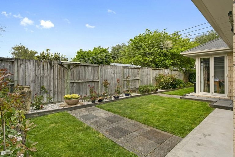 Photo of property in 21a Williams Street, Cambridge, 3434