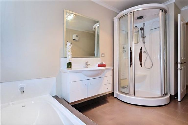 Photo of property in 18 Eaglesome Avenue, Aidanfield, Christchurch, 8025