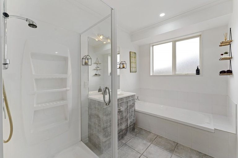 Photo of property in 18 Arlington Boulevard, Rangiora, 7400