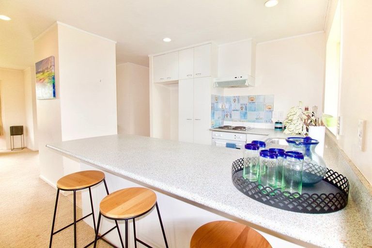 Photo of property in 23 Robin Brooke Drive, Flat Bush, Auckland, 2019