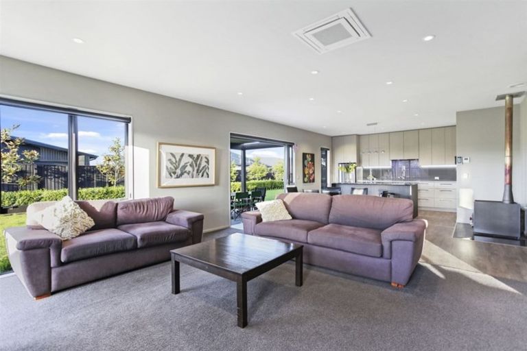 Photo of property in 10 Simms Lane, West Melton, 7618