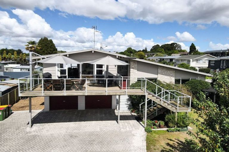 Photo of property in 23 Holloway Place, Forest Lake, Hamilton, 3200