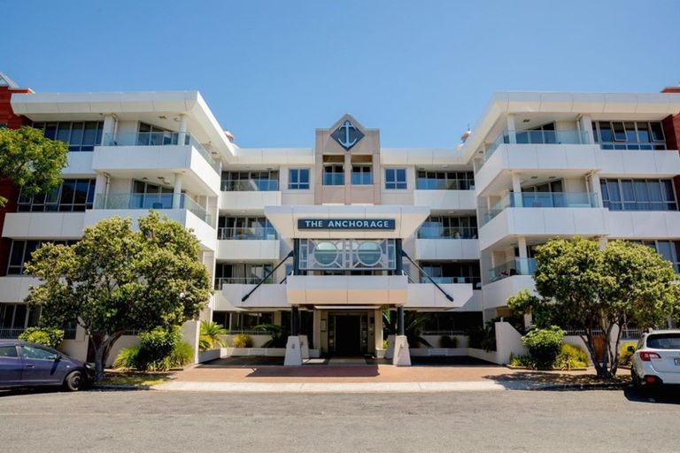Photo of property in Anchorage Apartments, 301/36 Victoria Road, Mount Maunganui, 3116