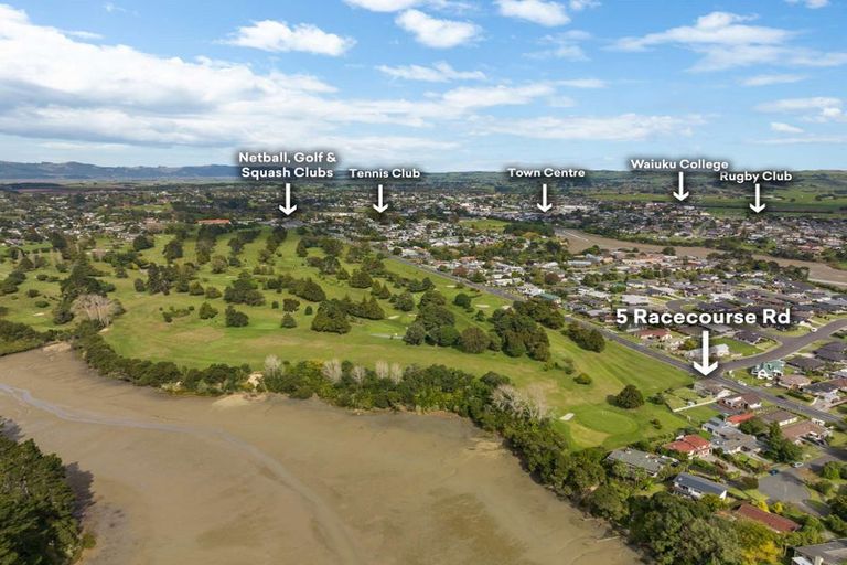 Photo of property in 5 Racecourse Road, Waiuku, 2123