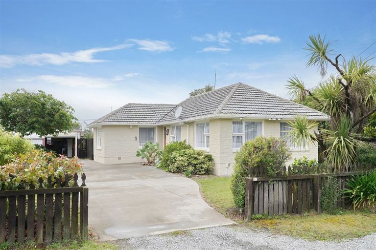 Photo of property in 44a Greenhaven Drive, Burwood, Christchurch, 8083