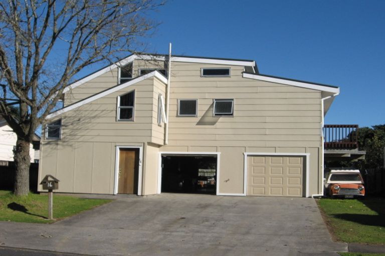 Photo of property in 16 Seaward Place, Wattle Downs, Auckland, 2103