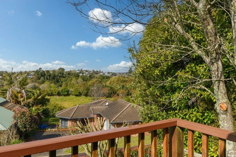Photo of property in 61 Waipuna Grove, Welcome Bay, Tauranga, 3112