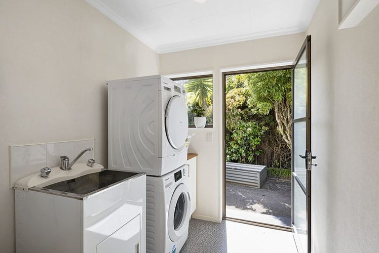 Photo of property in 9a Belair Avenue, Blagdon, New Plymouth, 4310