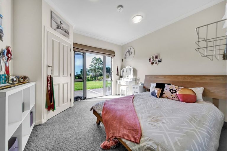 Photo of property in 483 Corbett Road, Lepperton, New Plymouth, 4373
