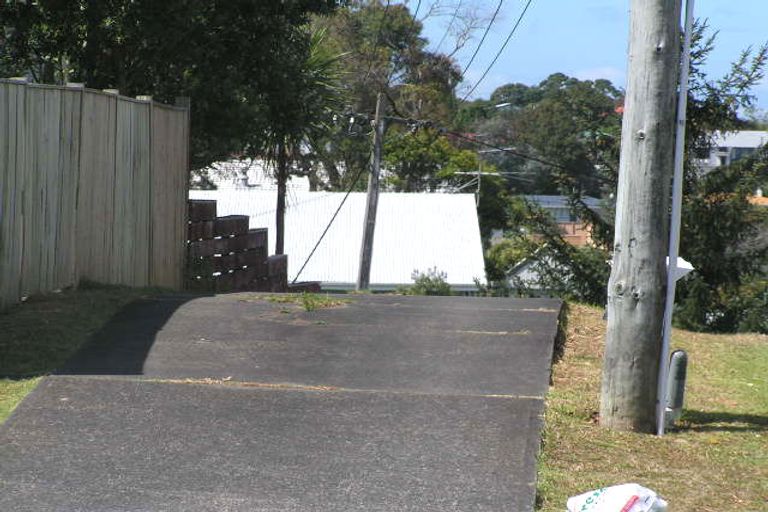 Photo of property in 2/197 Forrest Hill Road, Forrest Hill, Auckland, 0620