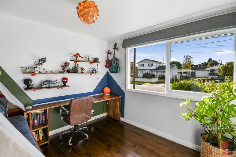 Photo of property in 26 Halberg Street, Papakura, 2110