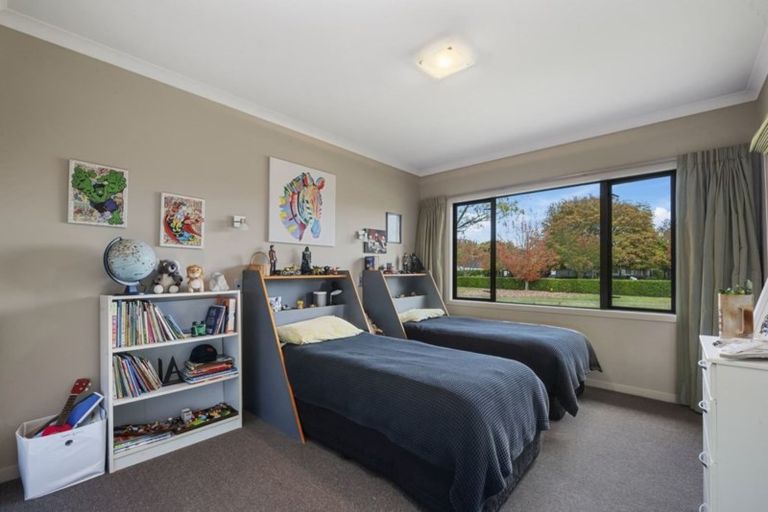 Photo of property in 2 Flaxen Way, Kinloch, Taupo, 3377