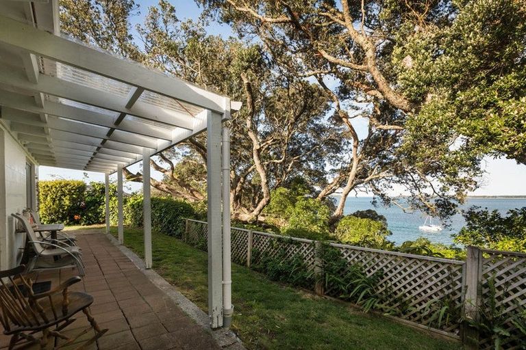 Photo of property in 20 Moana Drive, Tanners Point, Katikati, 3177