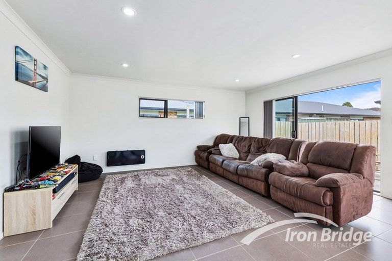 Photo of property in 60 Airfield Road, Takanini, 2112