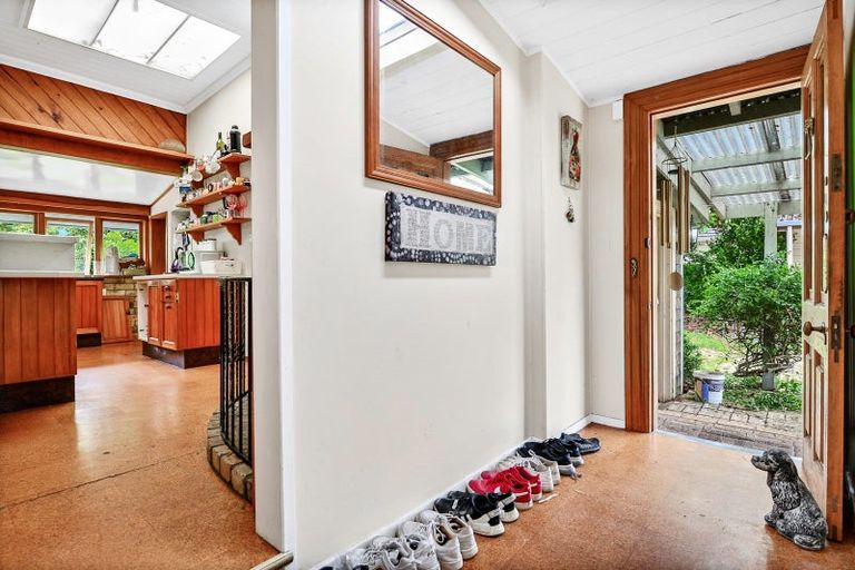 Photo of property in 86 Insoll Avenue, Enderley, Hamilton, 3214