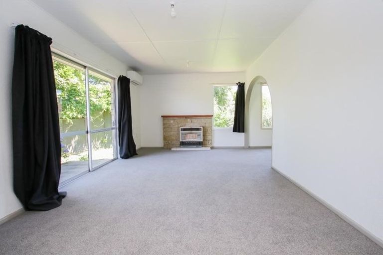 Photo of property in 23 Berkley Avenue, Hillcrest, Hamilton, 3216