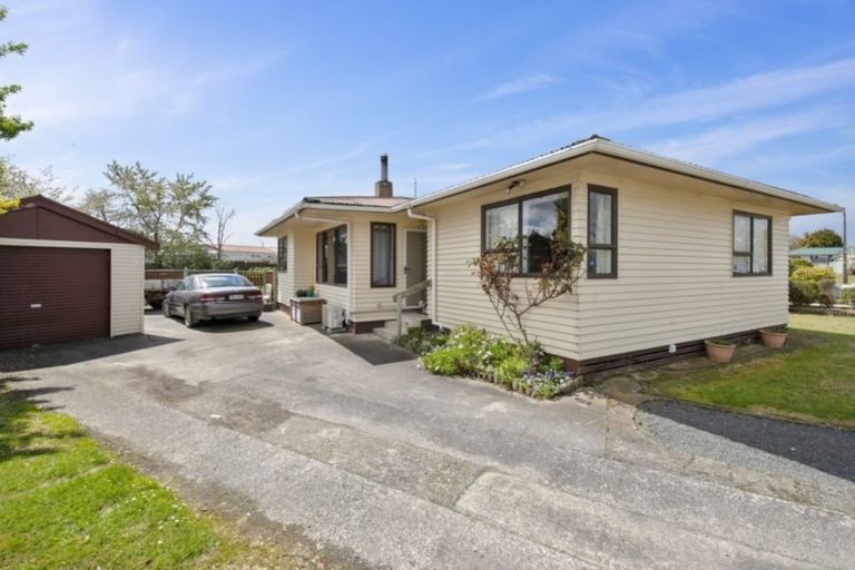 Photo of property in 8 Tui Place, Tokoroa, 3420