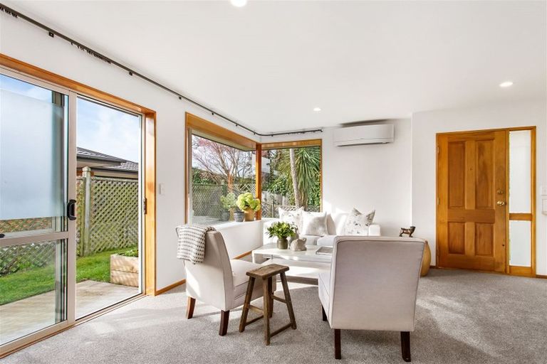 Photo of property in 35b Oxley Avenue, St Albans, Christchurch, 8014