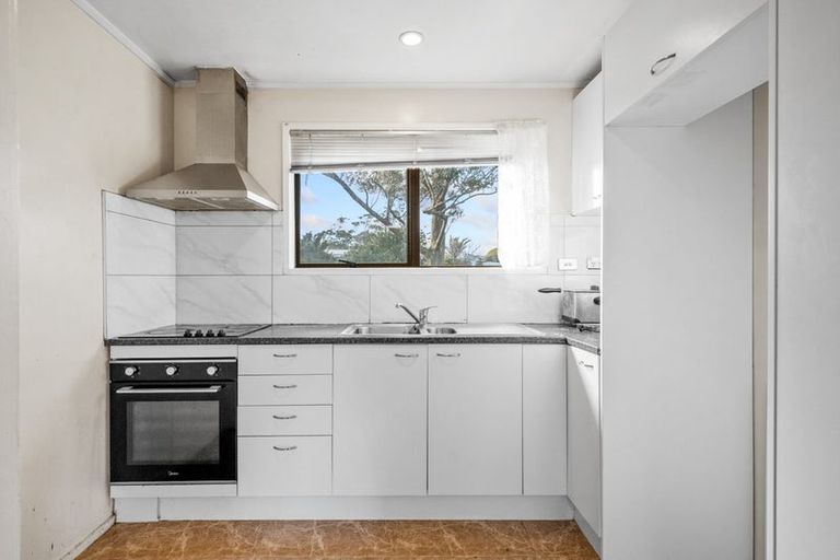 Photo of property in 40 Tamworth Close, Manurewa, Auckland, 2102