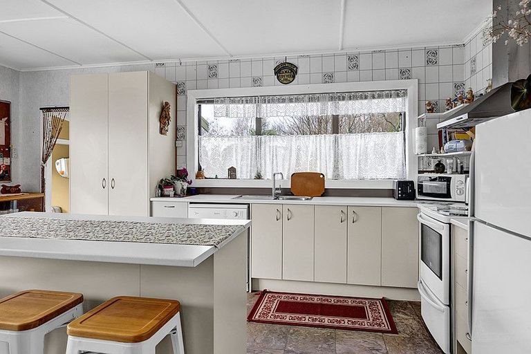 Photo of property in 70 London Street, Eltham, 4322