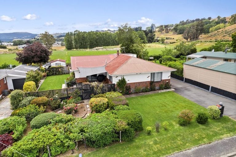 Photo of property in 14 Elizabeth Avenue, East Taieri, Mosgiel, 9024