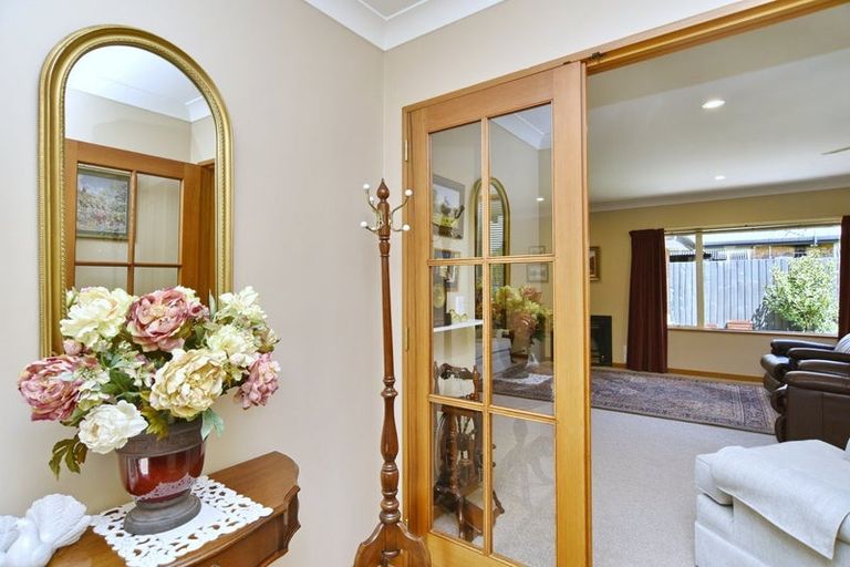 Photo of property in 20-22 Kingsbury Avenue, Rangiora, 7400