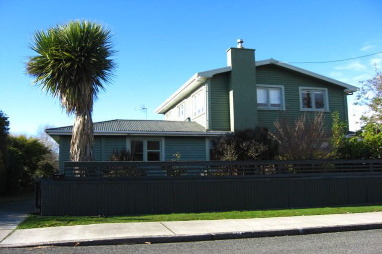 Photo of property in 19 Fraser Street, Waikiwi, Invercargill, 9810