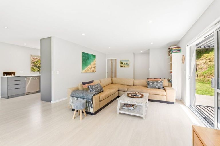 Photo of property in 5 Platinum Place, Matapouri, Whangarei, 0173