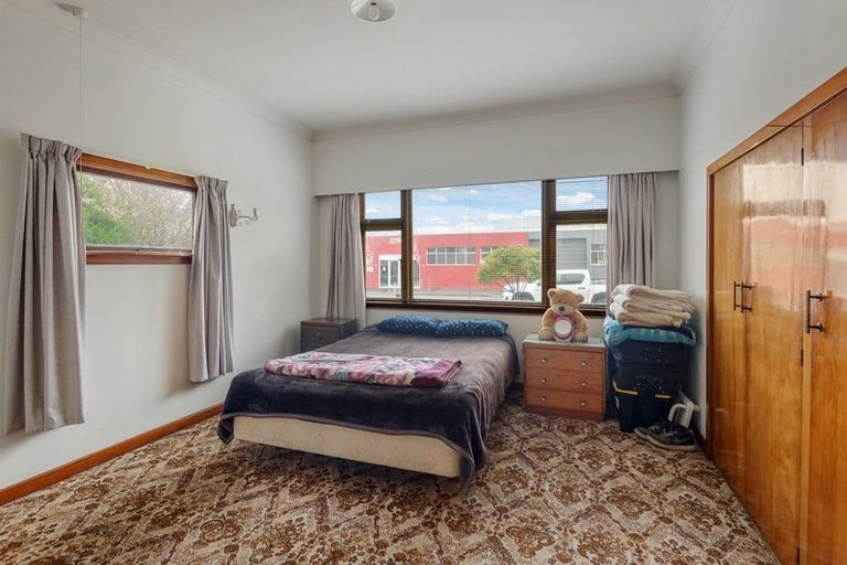 Photo of property in 27 Isabella Place, Waltham, Christchurch, 8011