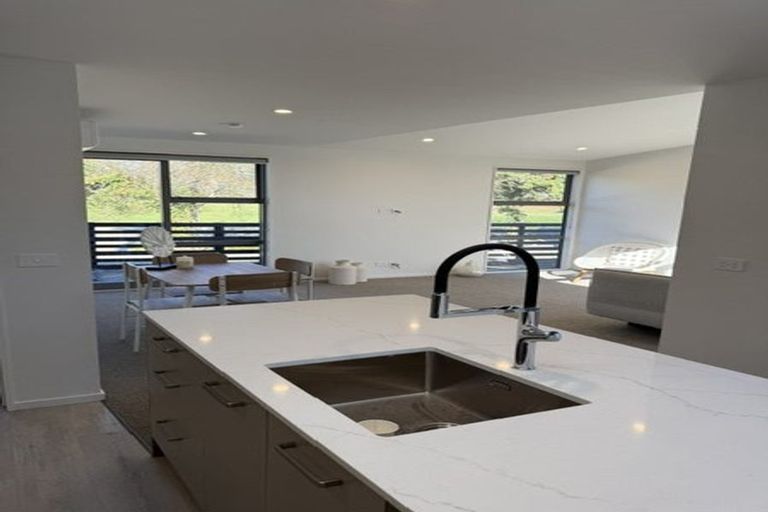 Photo of property in 3 Tieke Lane, Halswell, Christchurch, 8025