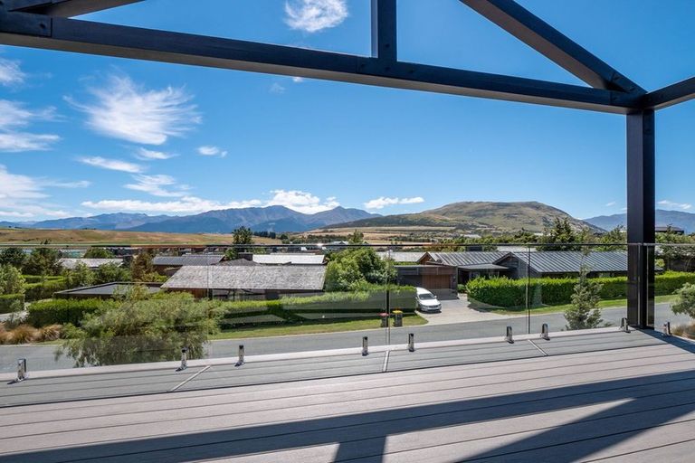 Photo of property in 7b Rannoch Drive, Jacks Point, Queenstown, 9371