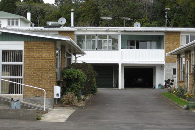 Photo of property in 4/1 Gilbert Street, New Plymouth, 4310