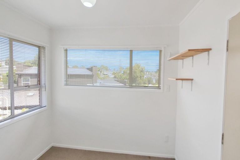 Photo of property in 4 Heaphy Street, Blockhouse Bay, Auckland, 0600