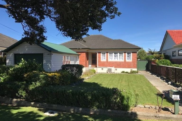 Photo of property in 69 Bell Road, Waiwhetu, Lower Hutt, 5010