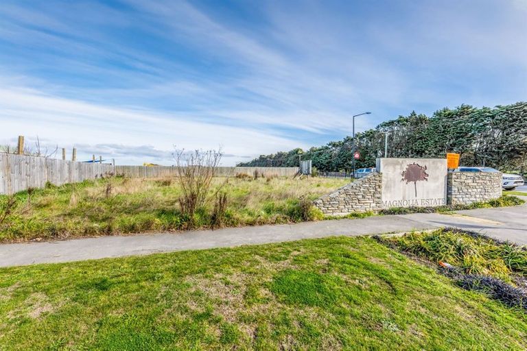 Photo of property in 2 Little Gem Road, Hornby, Christchurch, 8025