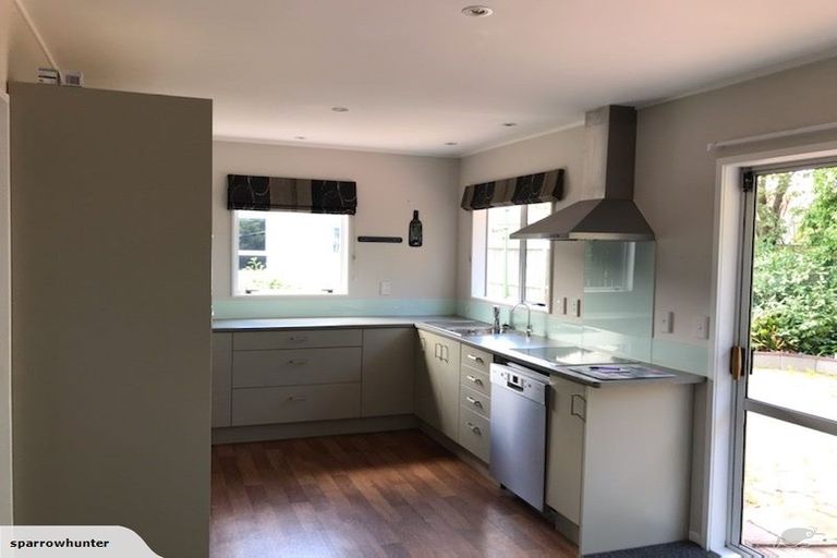 Photo of property in 6 Aratika Crescent, Otaki, 5512