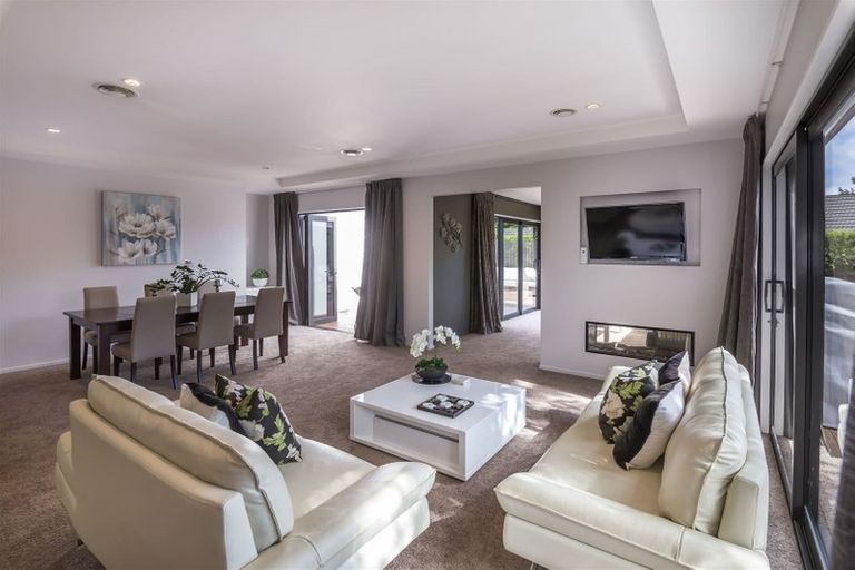 Photo of property in 11 Natalie Place, Harewood, Christchurch, 8051