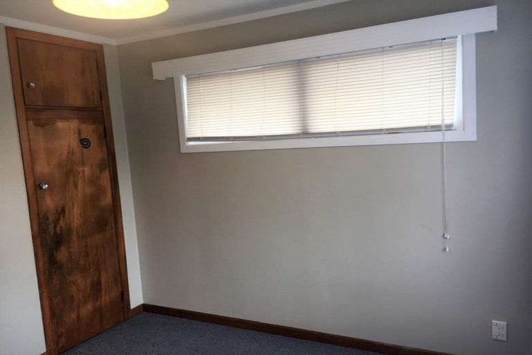 Photo of property in 12 Mccracken Avenue, Hillcrest, Hamilton, 3216