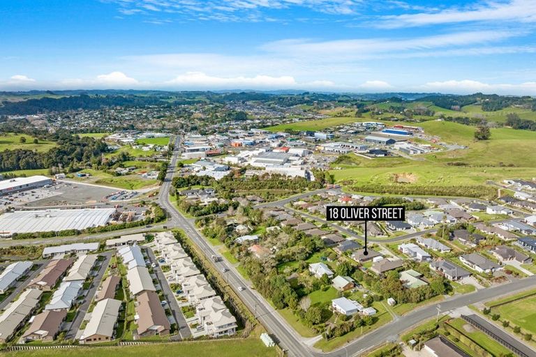 Photo of property in 18 Oliver Street, Warkworth, 0910