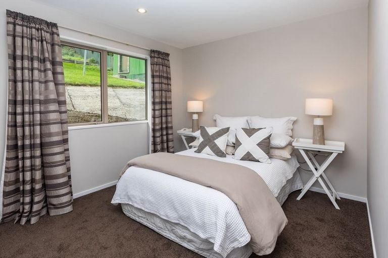 Photo of property in 10 Saint Davids Street, Lyttelton, 8082